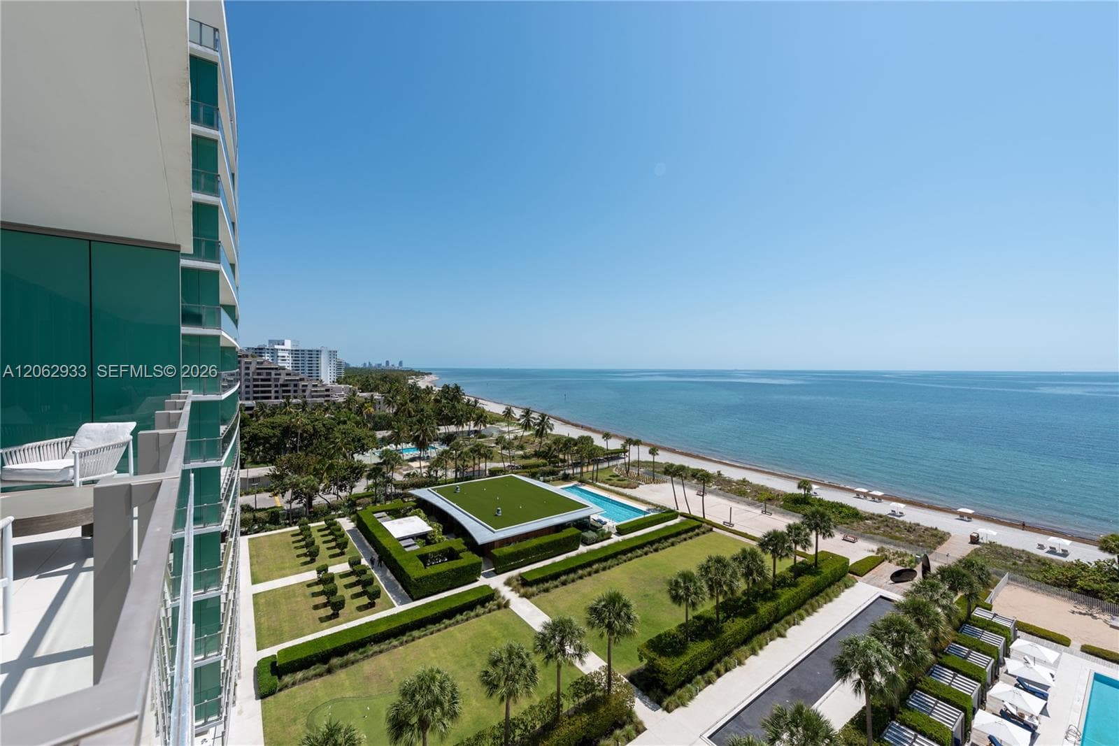 360 Ocean Dr 904S photo 25
