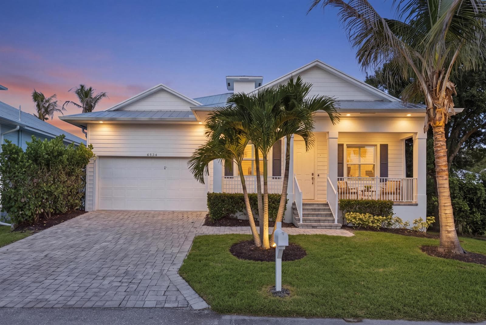 2534 SW CONCH COVE Lane photo 2