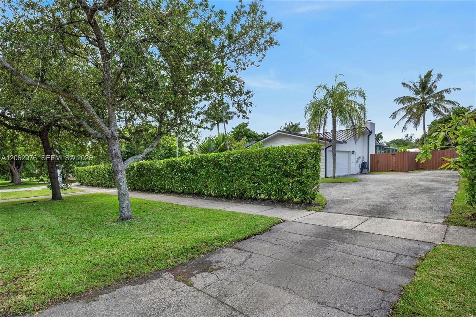 16840 SW 87th Ave photo 19
