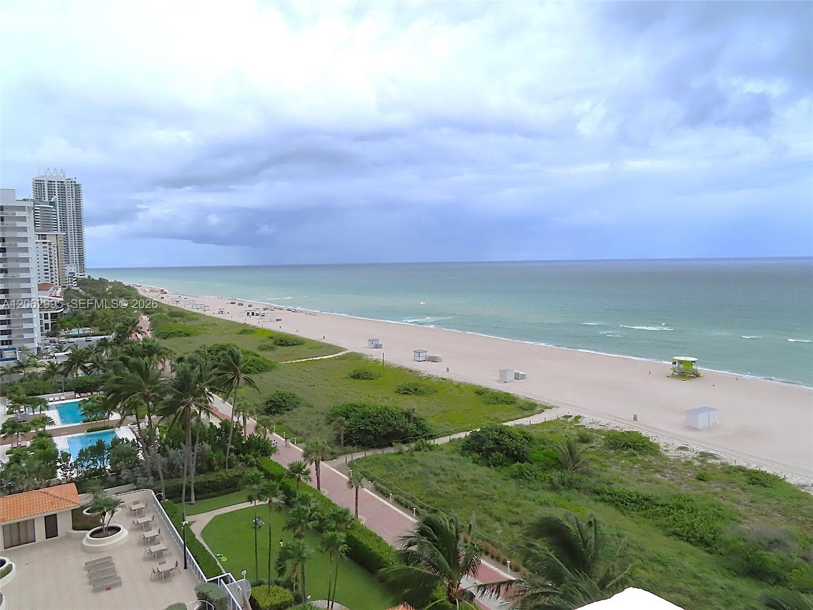 5701 Collins Ave 919 photo 2