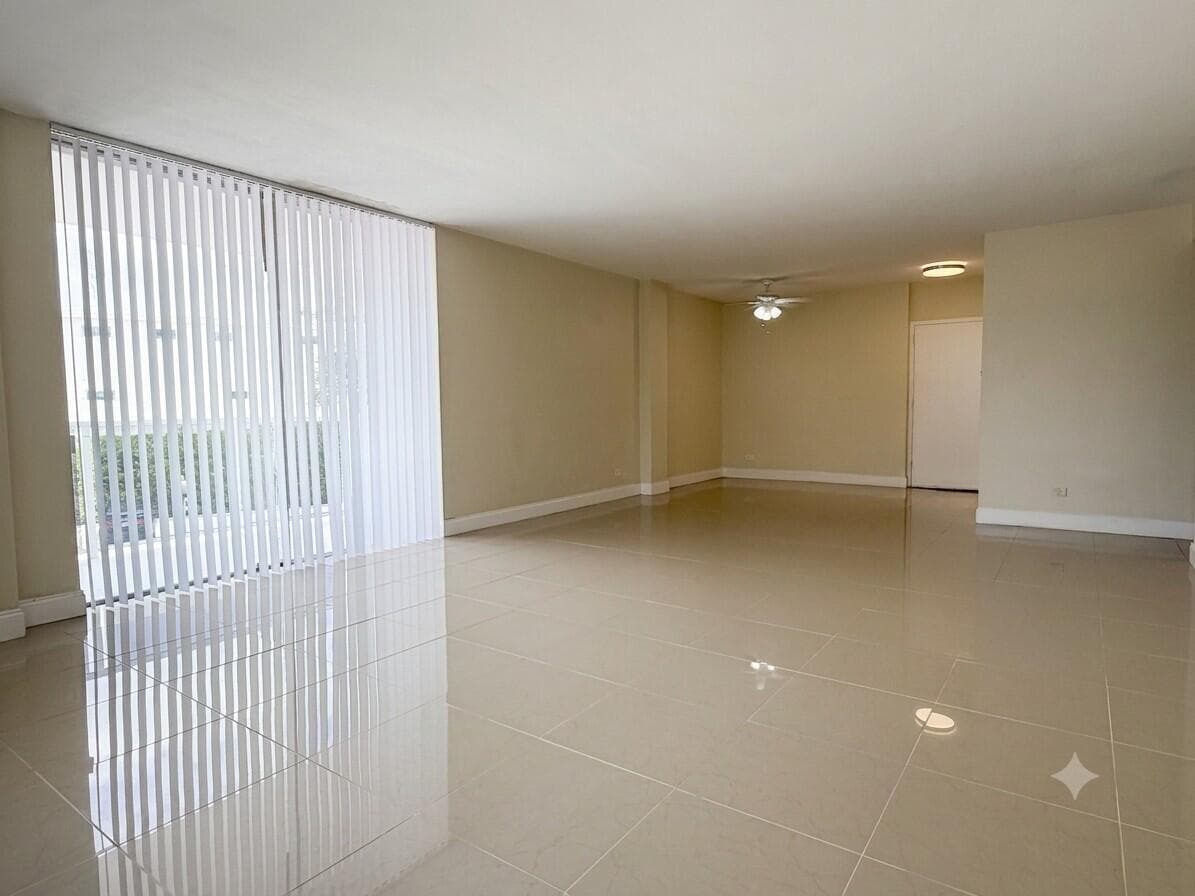 2800 N FLAGLER Drive 211 photo 6