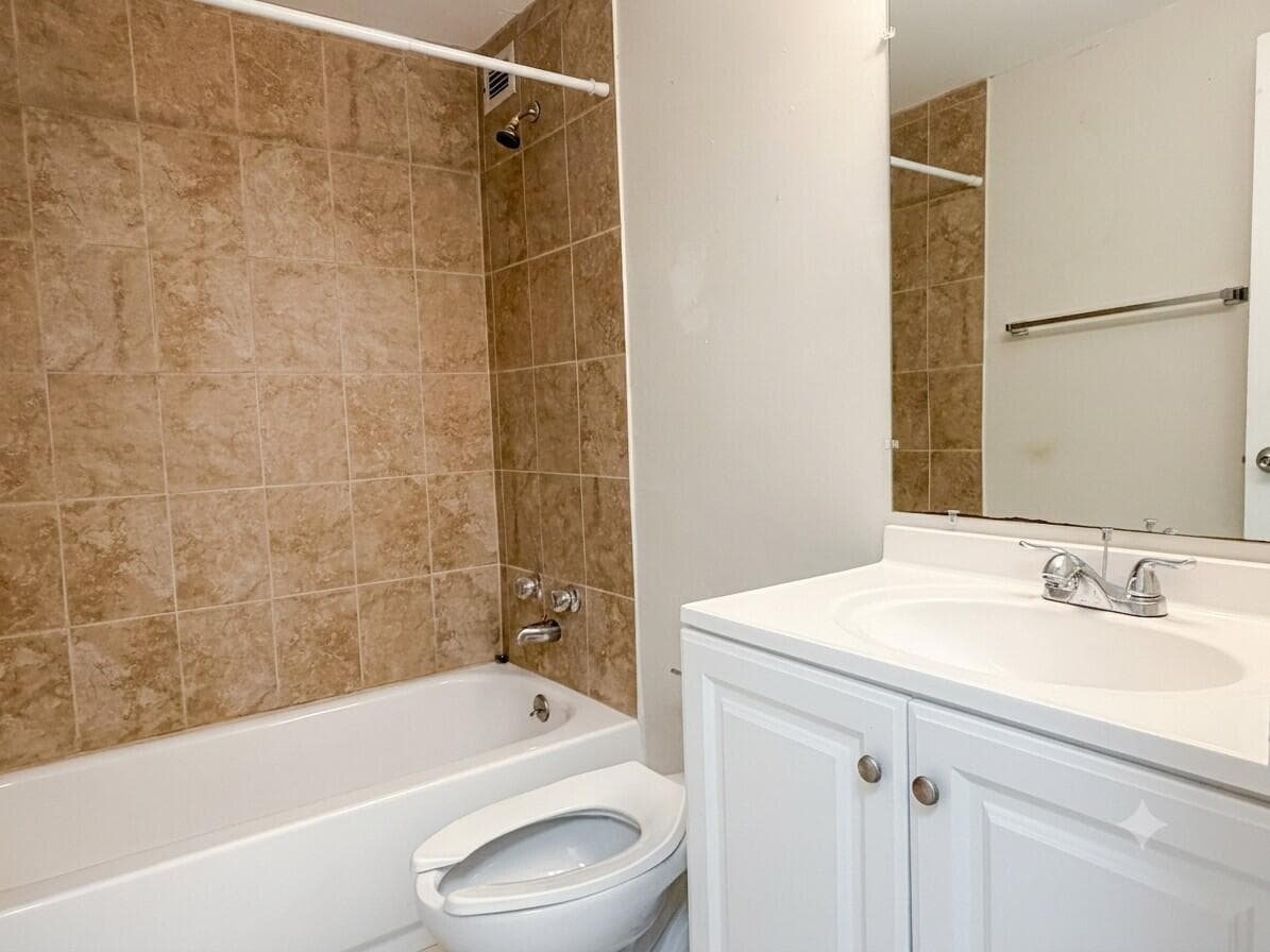 2800 N FLAGLER Drive 211 photo 13
