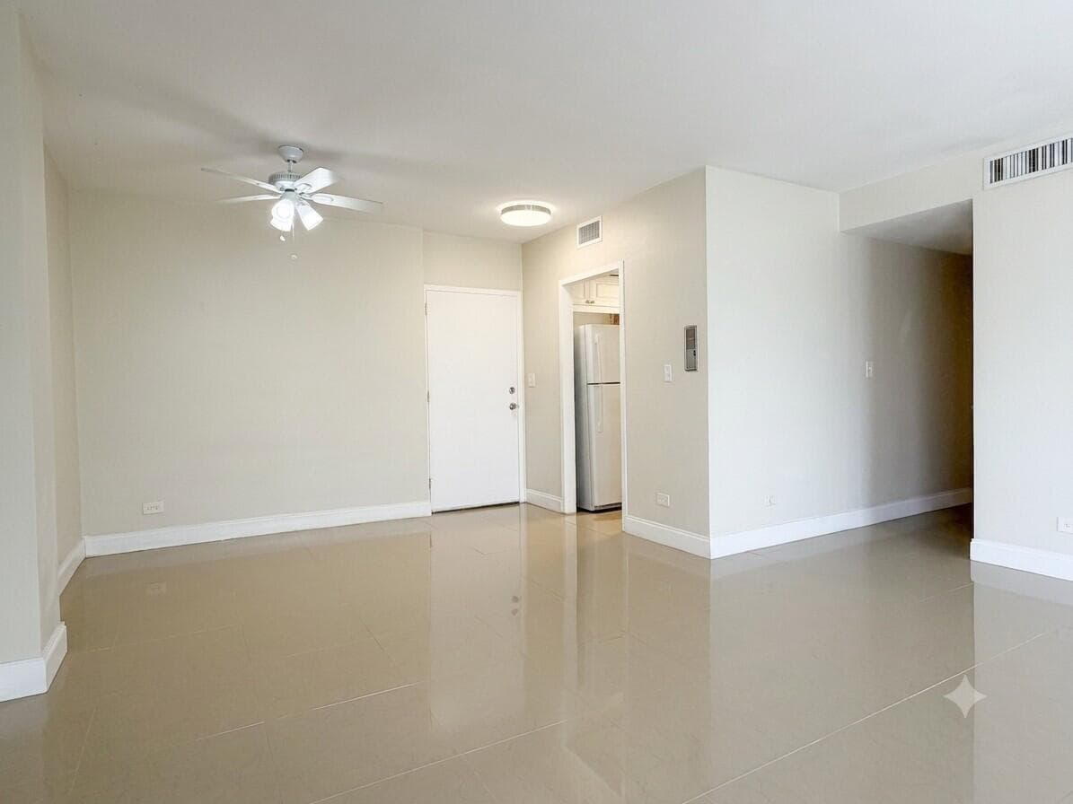 2800 N FLAGLER Drive 211 photo 7