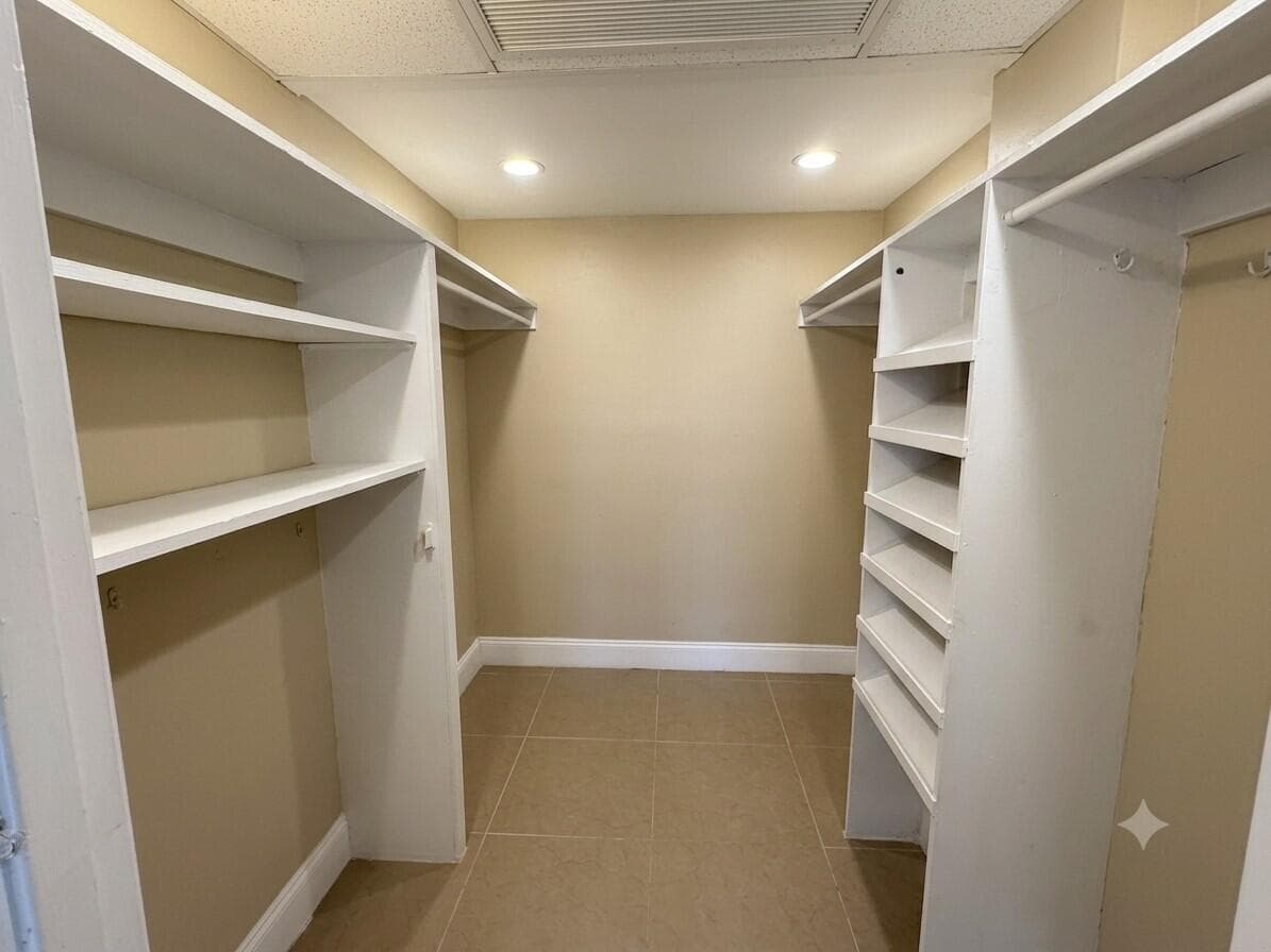 2800 N FLAGLER Drive 211 photo 19