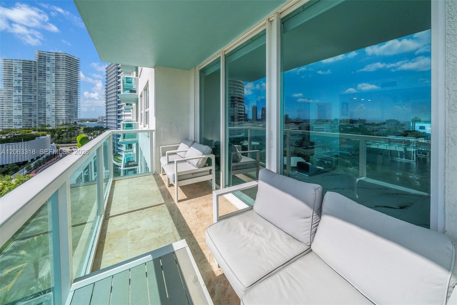 650 West Ave 1408 photo 14