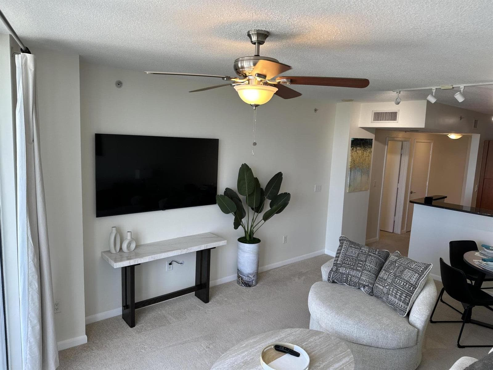 1551 N Flagler Drive 1106 photo 8