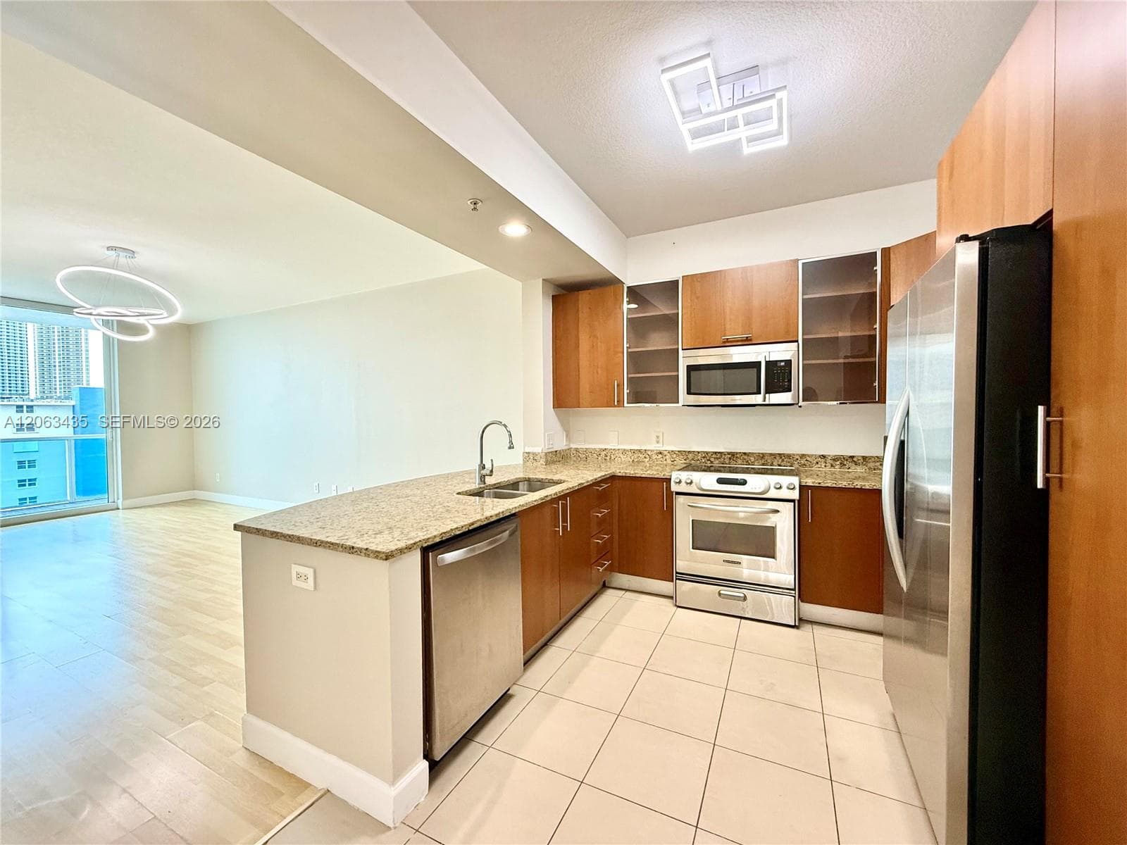 1945 S Ocean Dr 710 photo 7