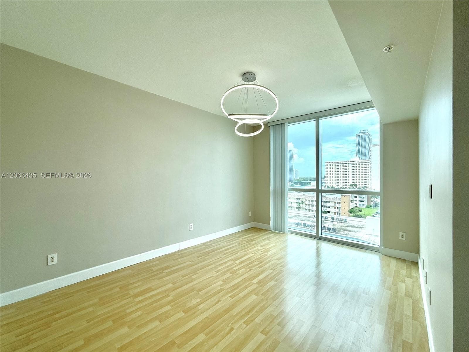 1945 S Ocean Dr 710 photo 25