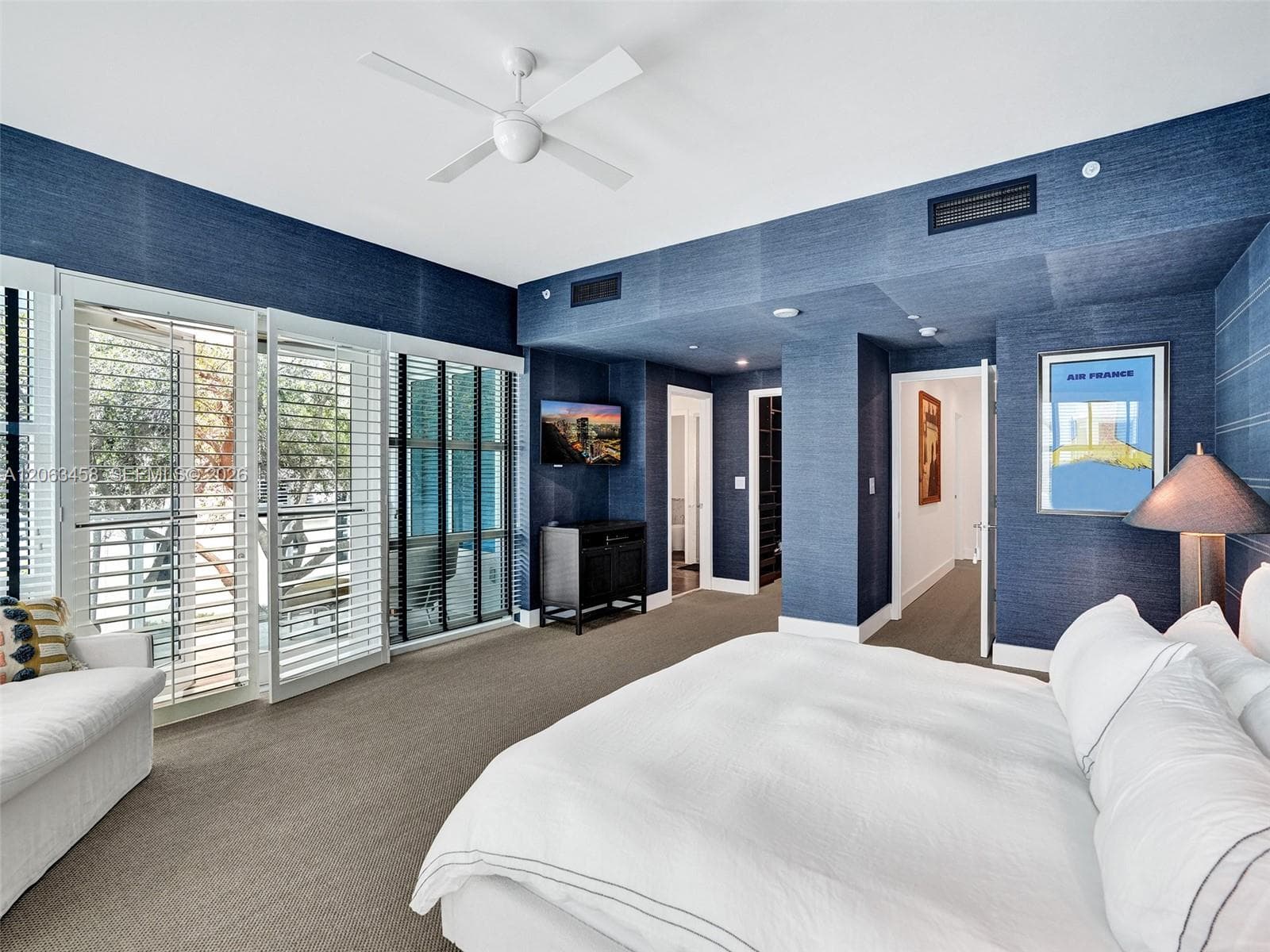 6103 Aqua Ave 107 photo 22