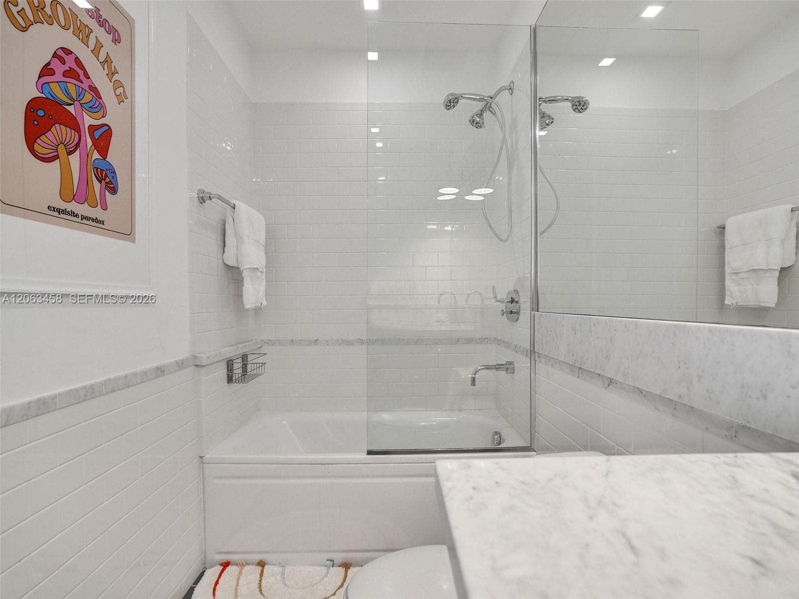 6103 Aqua Ave 107 photo 19