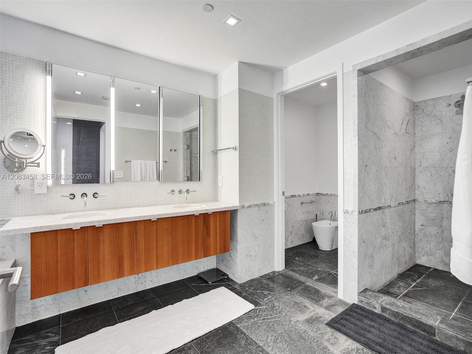 6103 Aqua Ave 107 photo 25