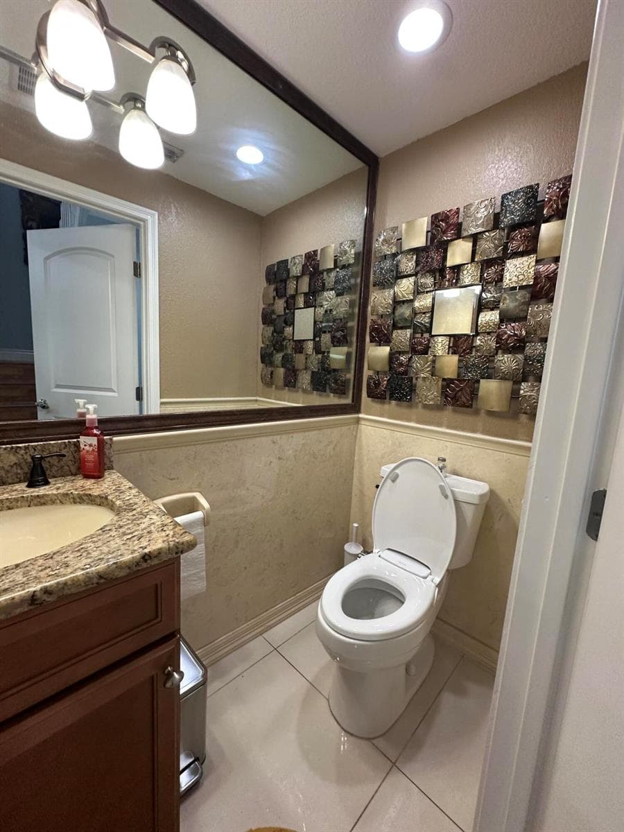 8 ELTON Place photo 14
