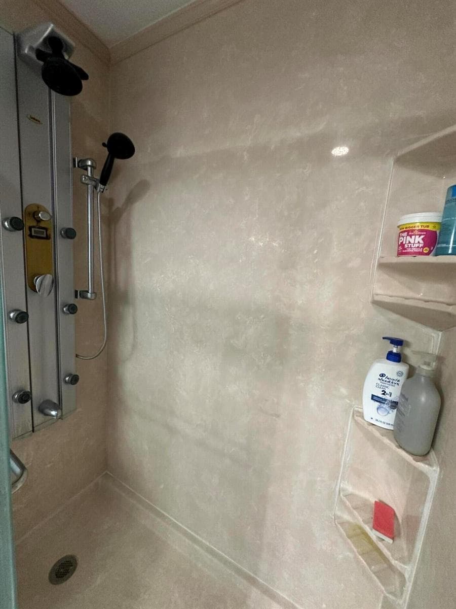 8 ELTON Place photo 18