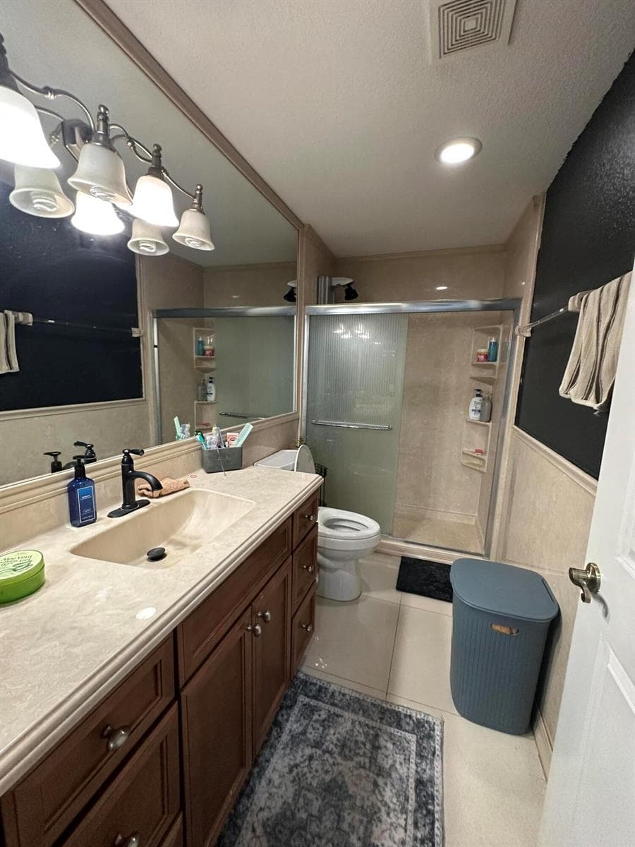 8 ELTON Place photo 19
