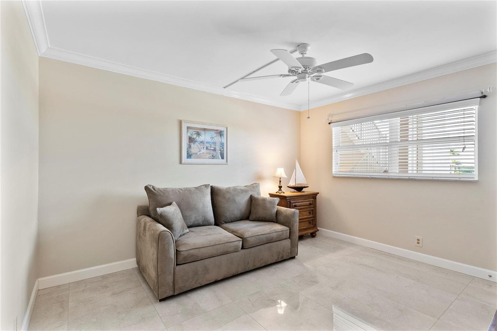 400 N FEDERAL Highway 408 photo 16