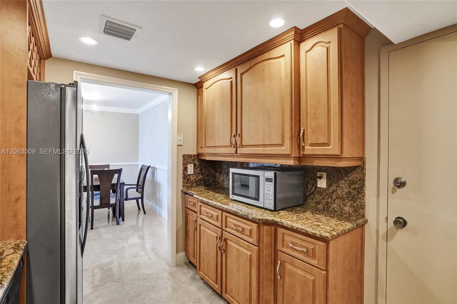 500 Bayview Dr PH20 photo 12