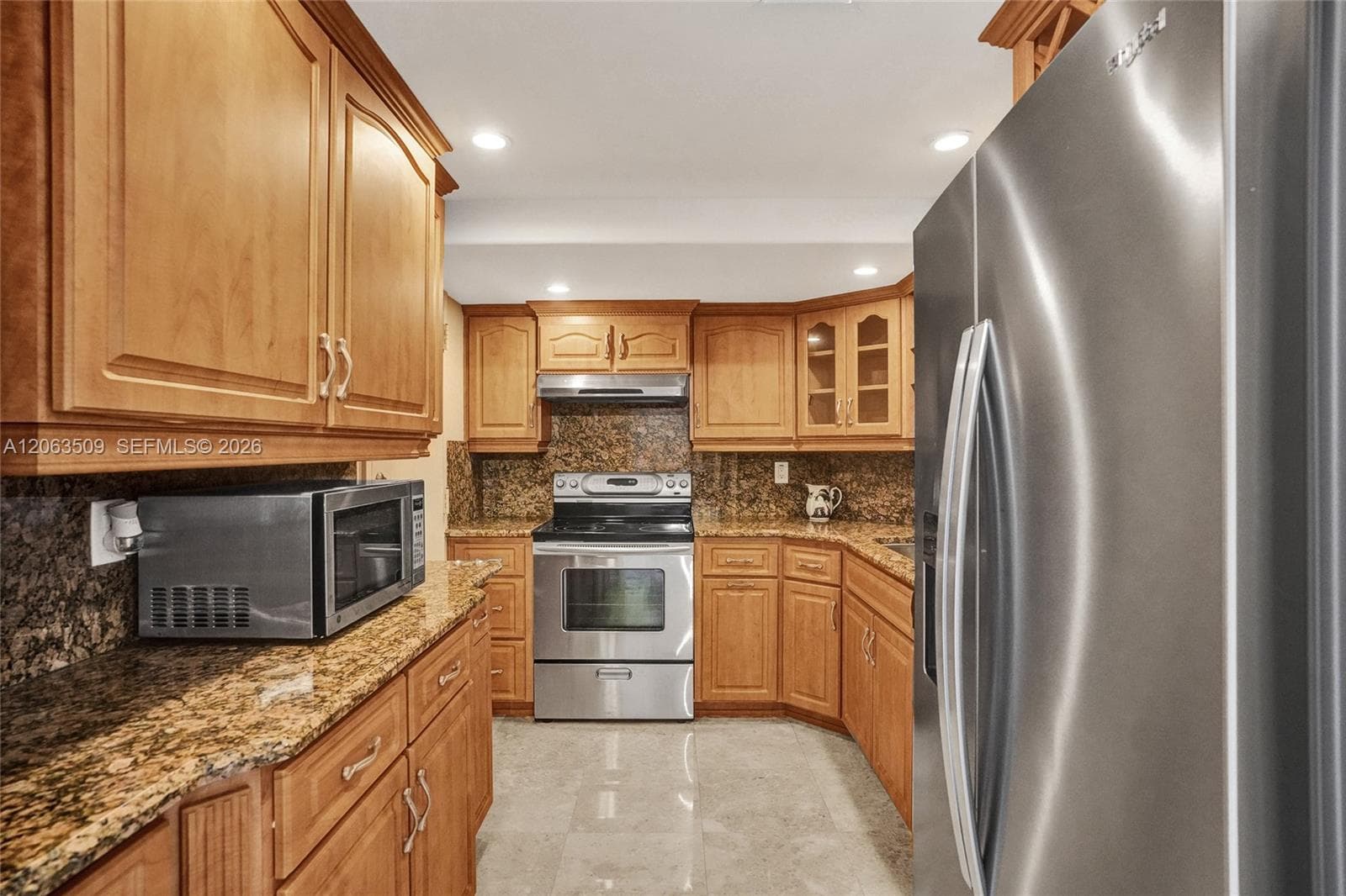 500 Bayview Dr PH20 photo 11