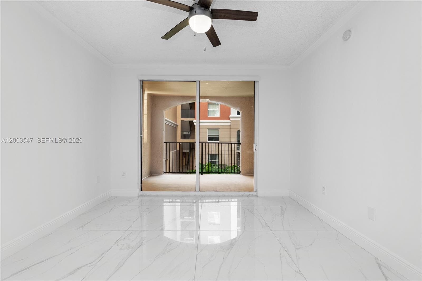 17100 N Bay Rd 1210 photo 2