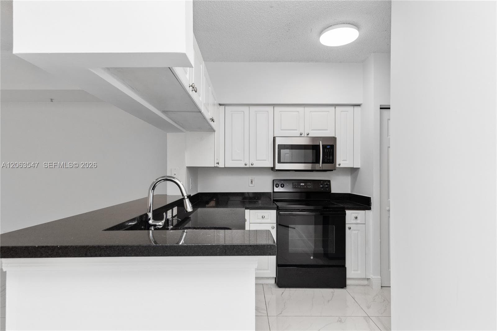 17100 N Bay Rd 1210 photo 5