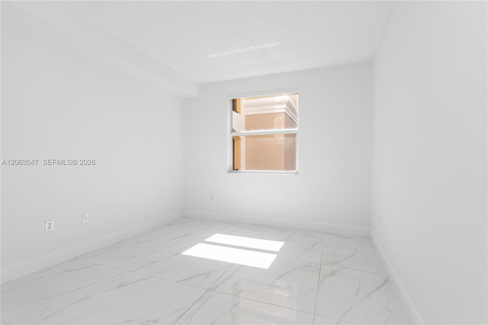 17100 N Bay Rd 1210 photo 9