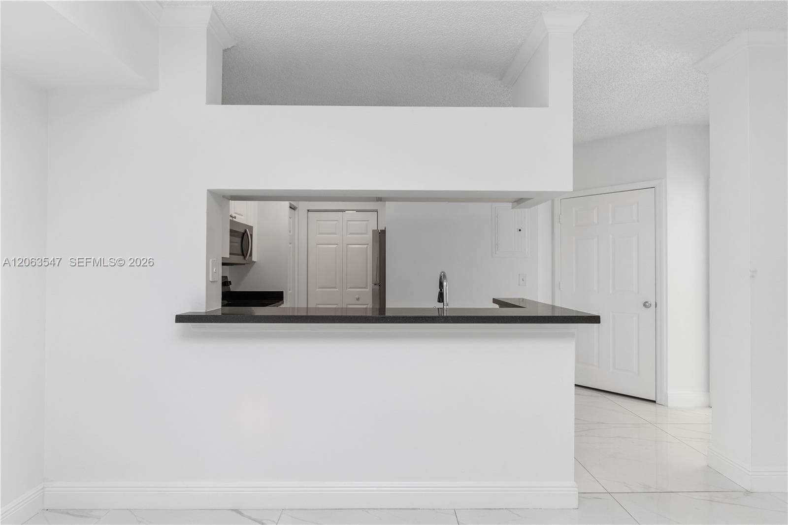 17100 N Bay Rd 1210 photo 4
