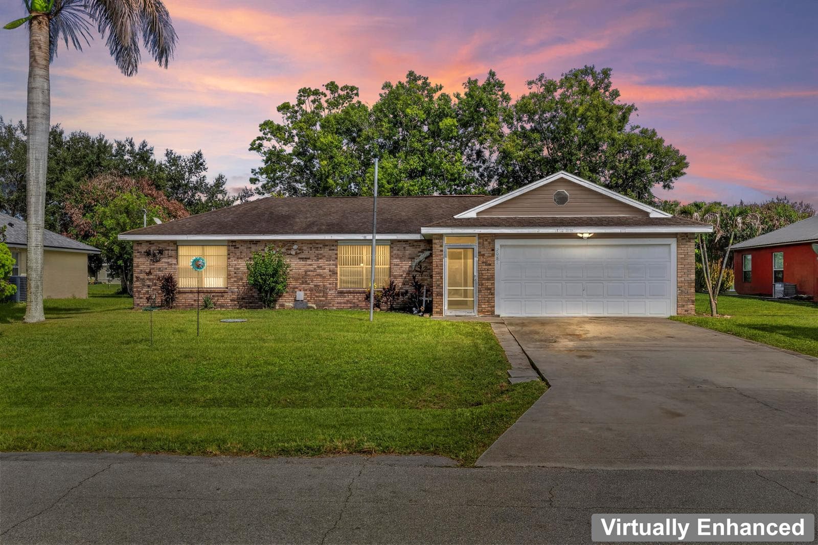 2081 SE SOUTH BUTTONWOOD Drive photo 1