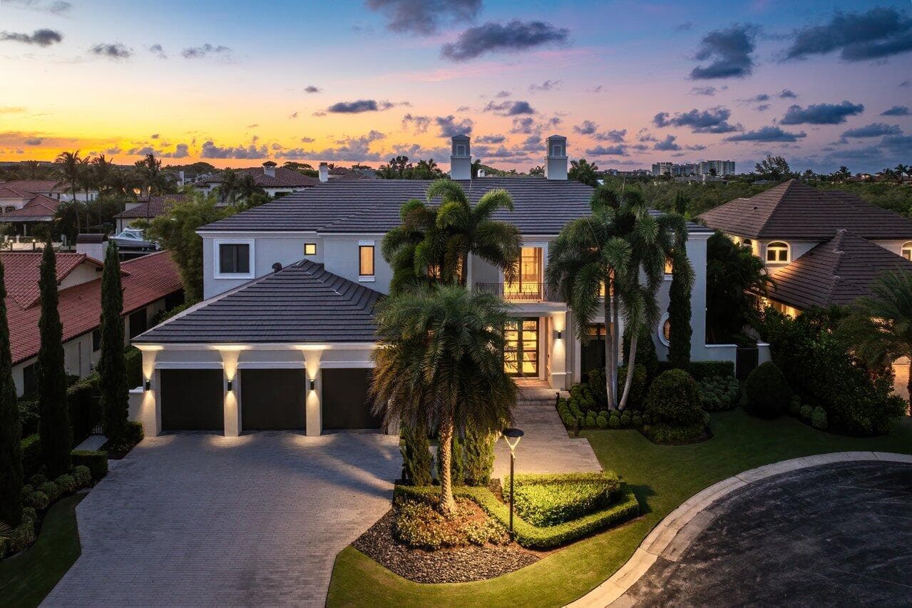 701 SANCTUARY Drive 2