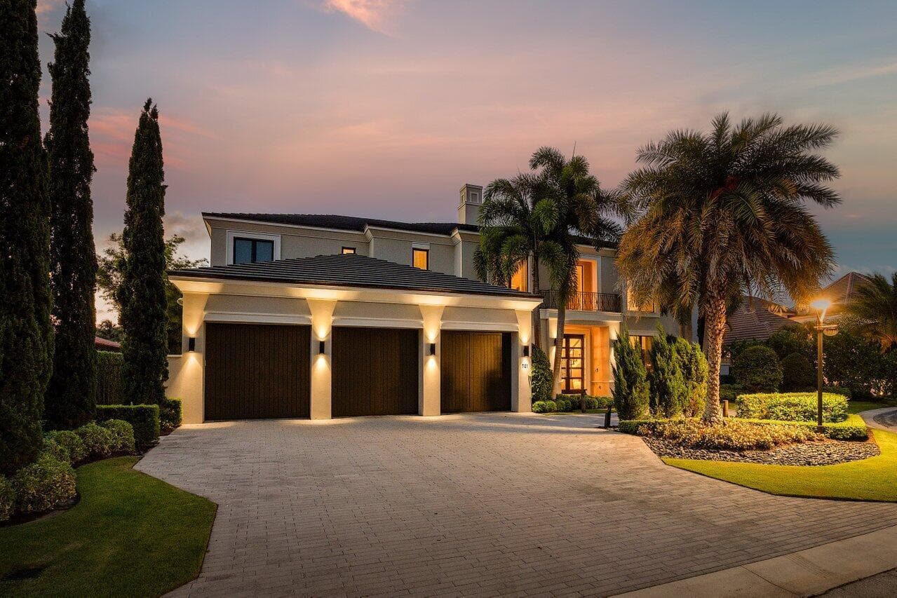 701 SANCTUARY Drive 3