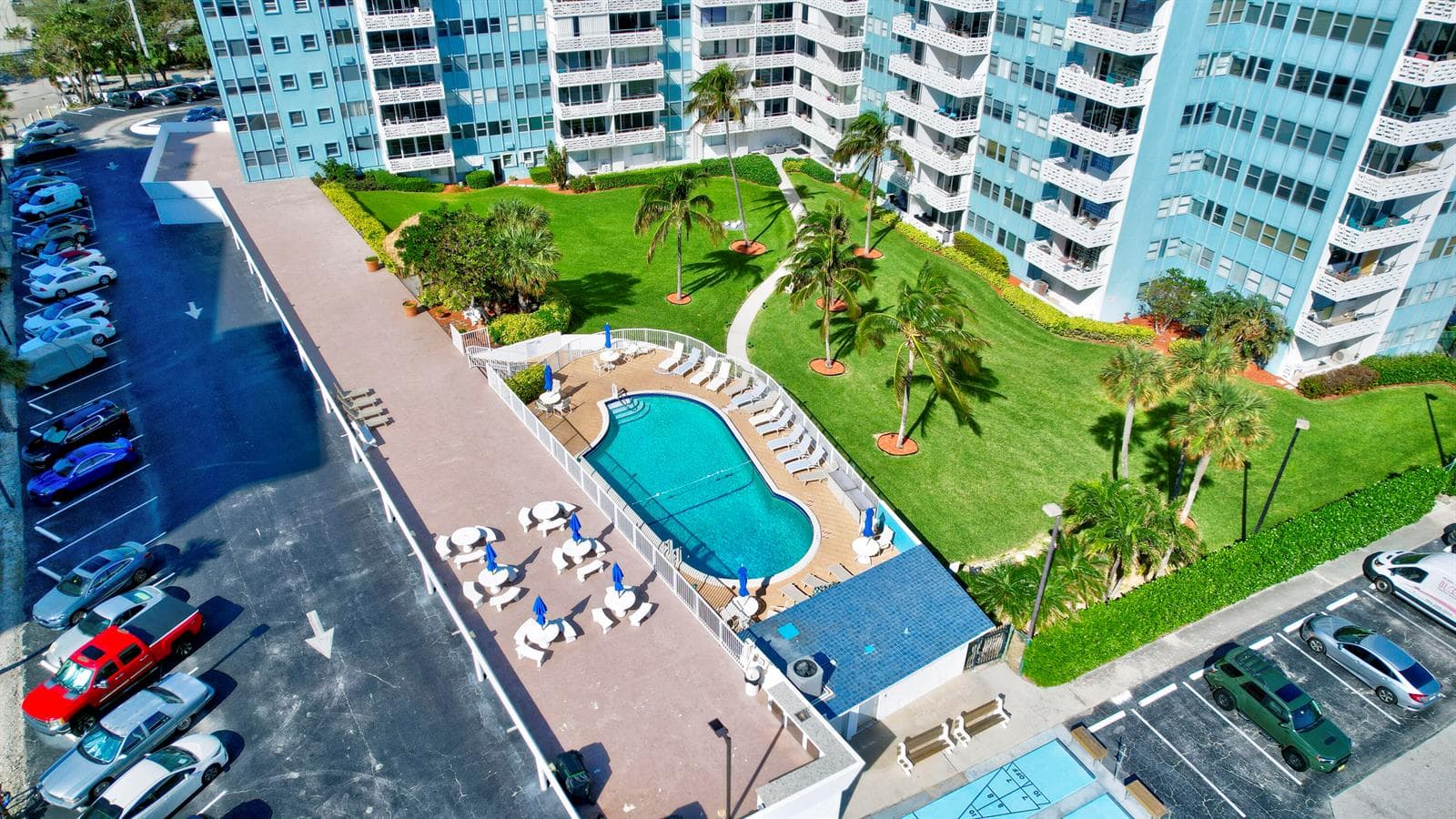 1900 S Ocean Drive 1702 photo 23