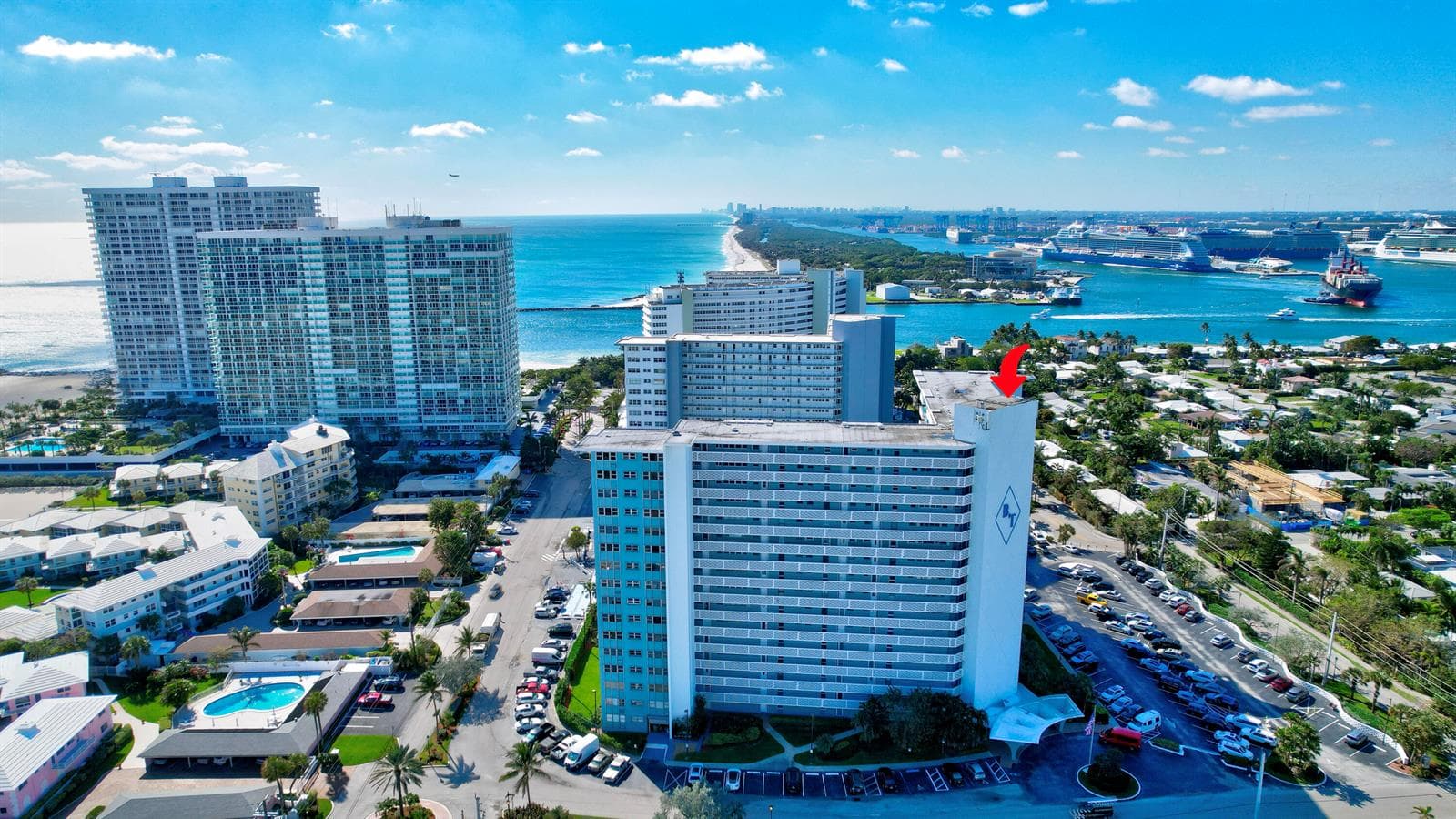 1900 S Ocean Drive 1702 photo 1