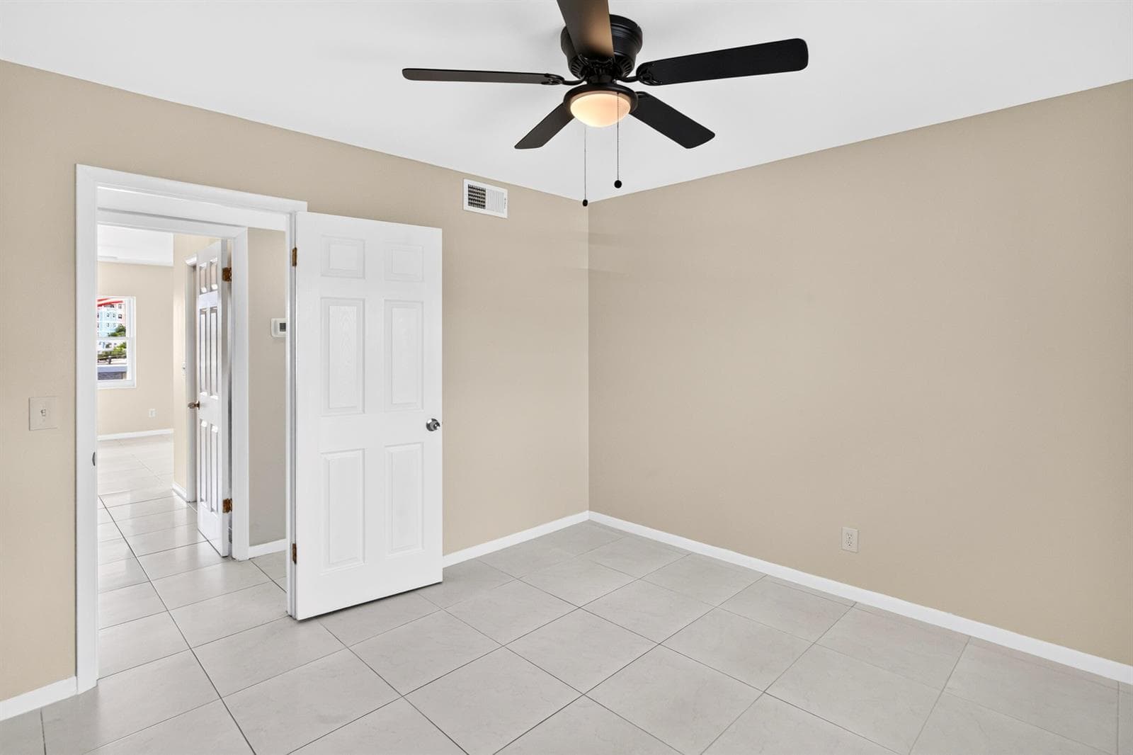 231 E Lantana Road 204 photo 24