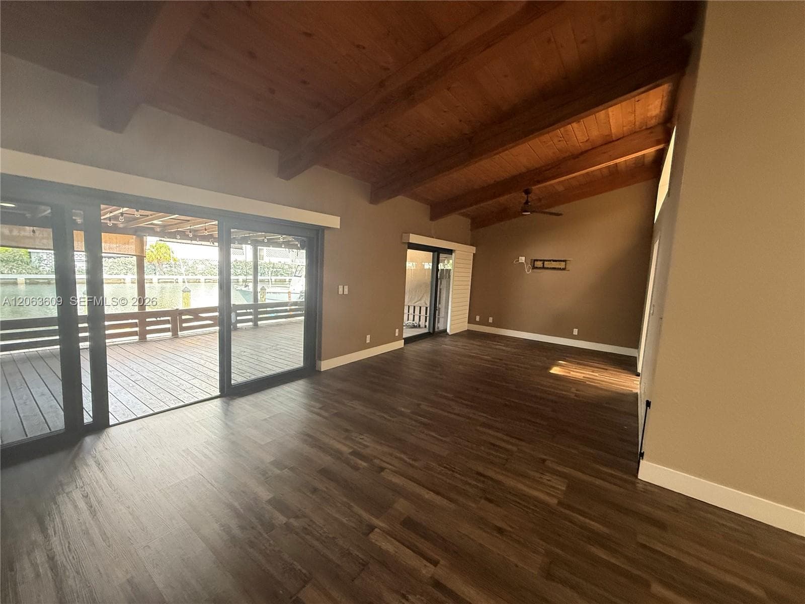 2645 S Parkview Dr 2645 photo 14