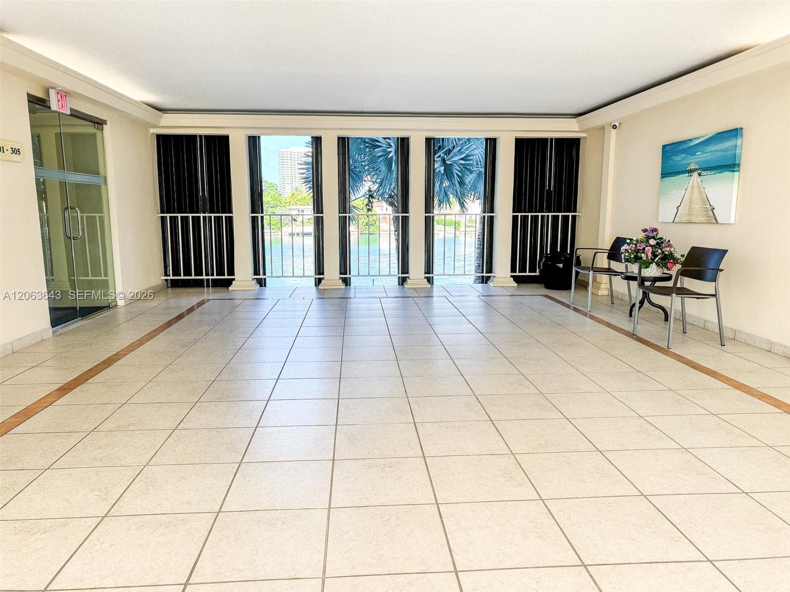 10101 E Bay Harbor Dr 404 photo 23