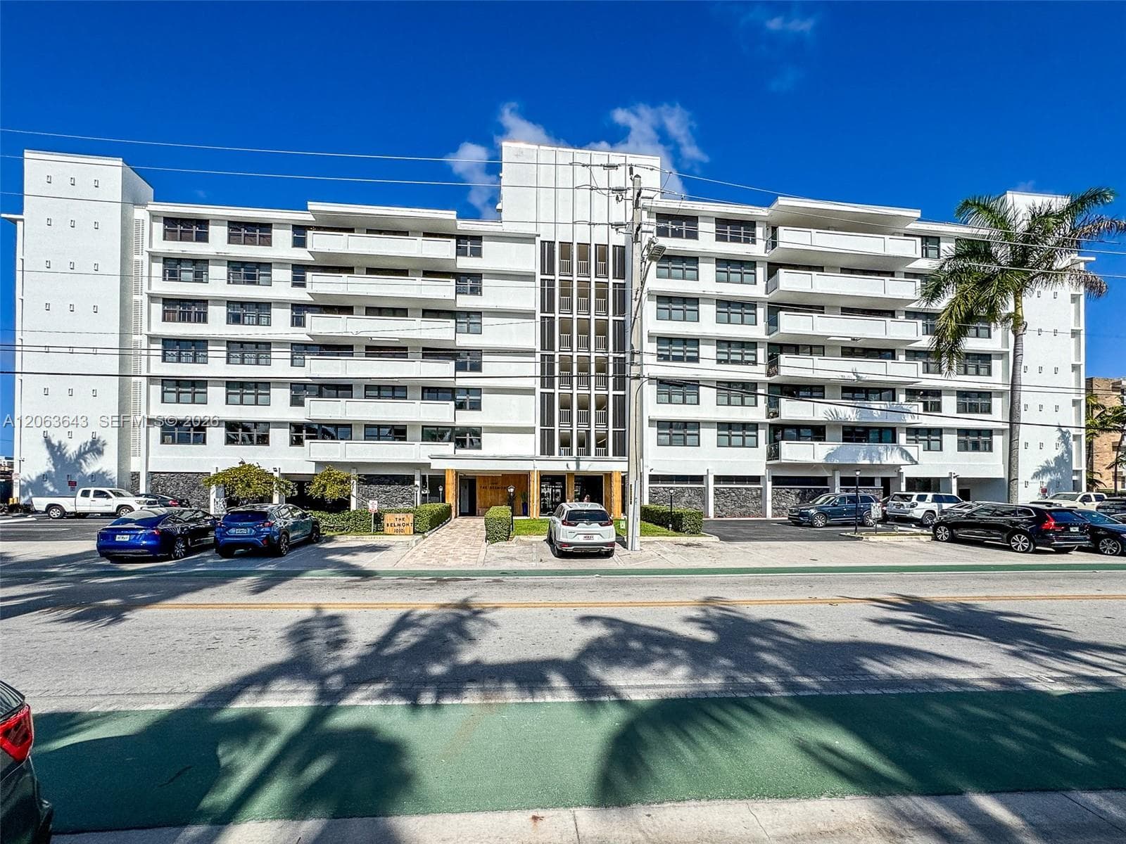 10101 E Bay Harbor Dr 404 photo 22
