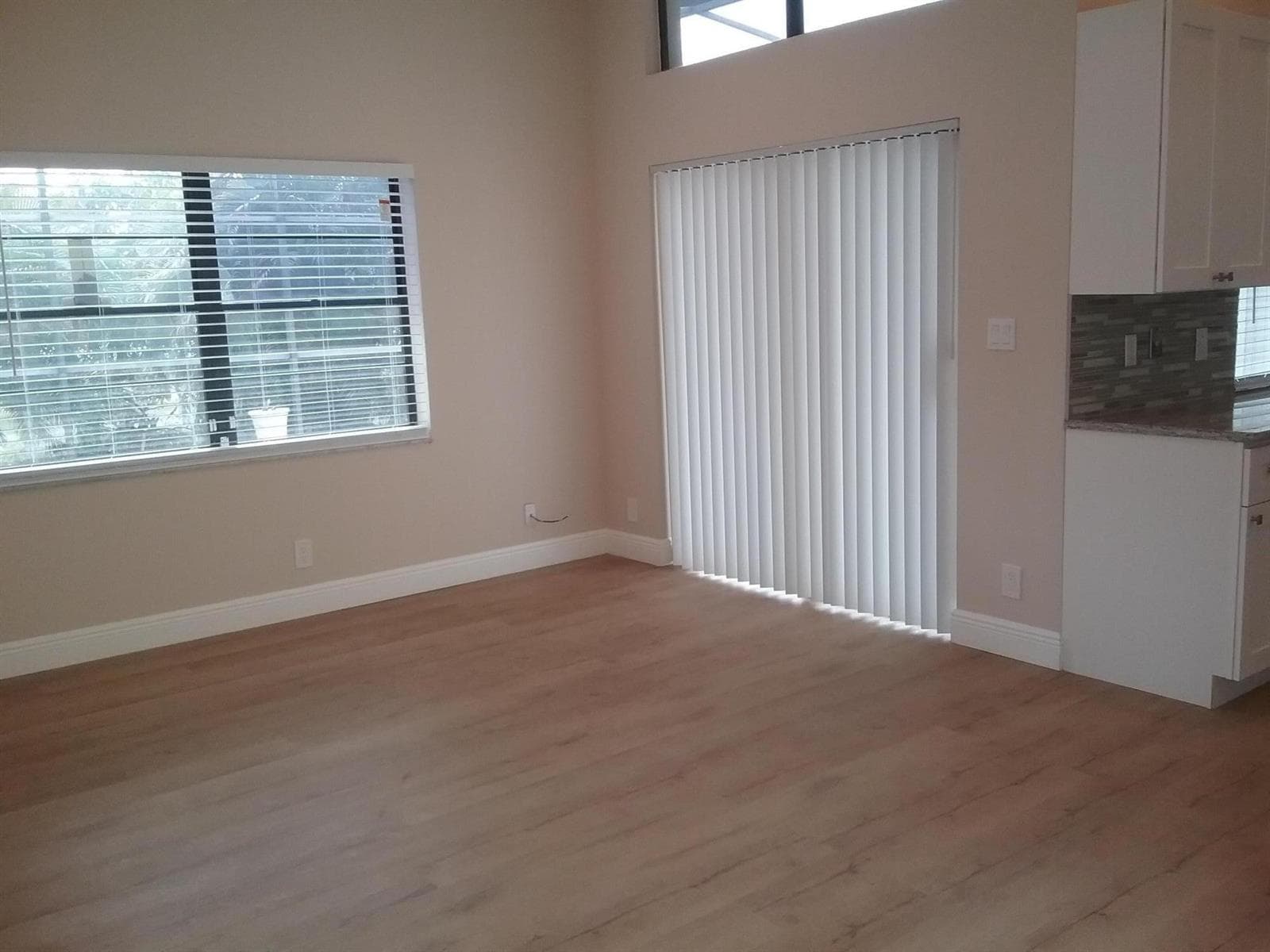 21071 Woodspring Avenue photo 6