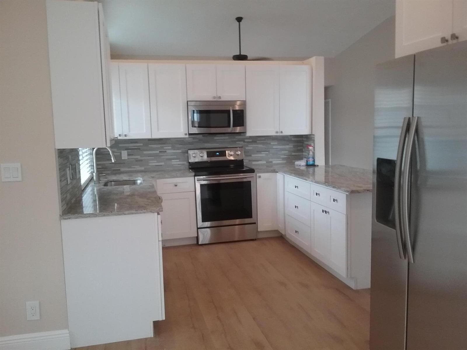 21071 Woodspring Avenue photo 3
