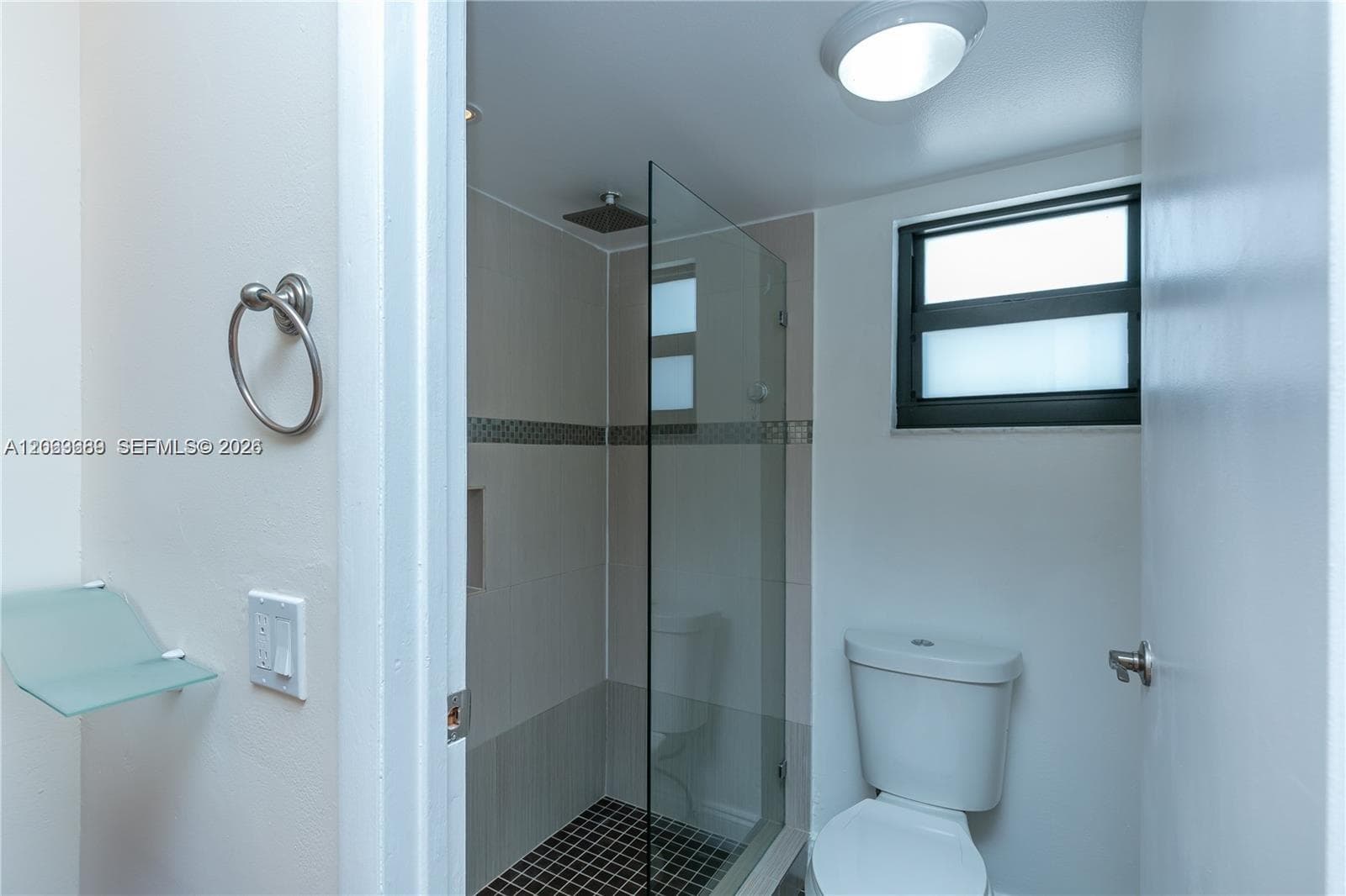 8100 Byron Ave 501 photo 23