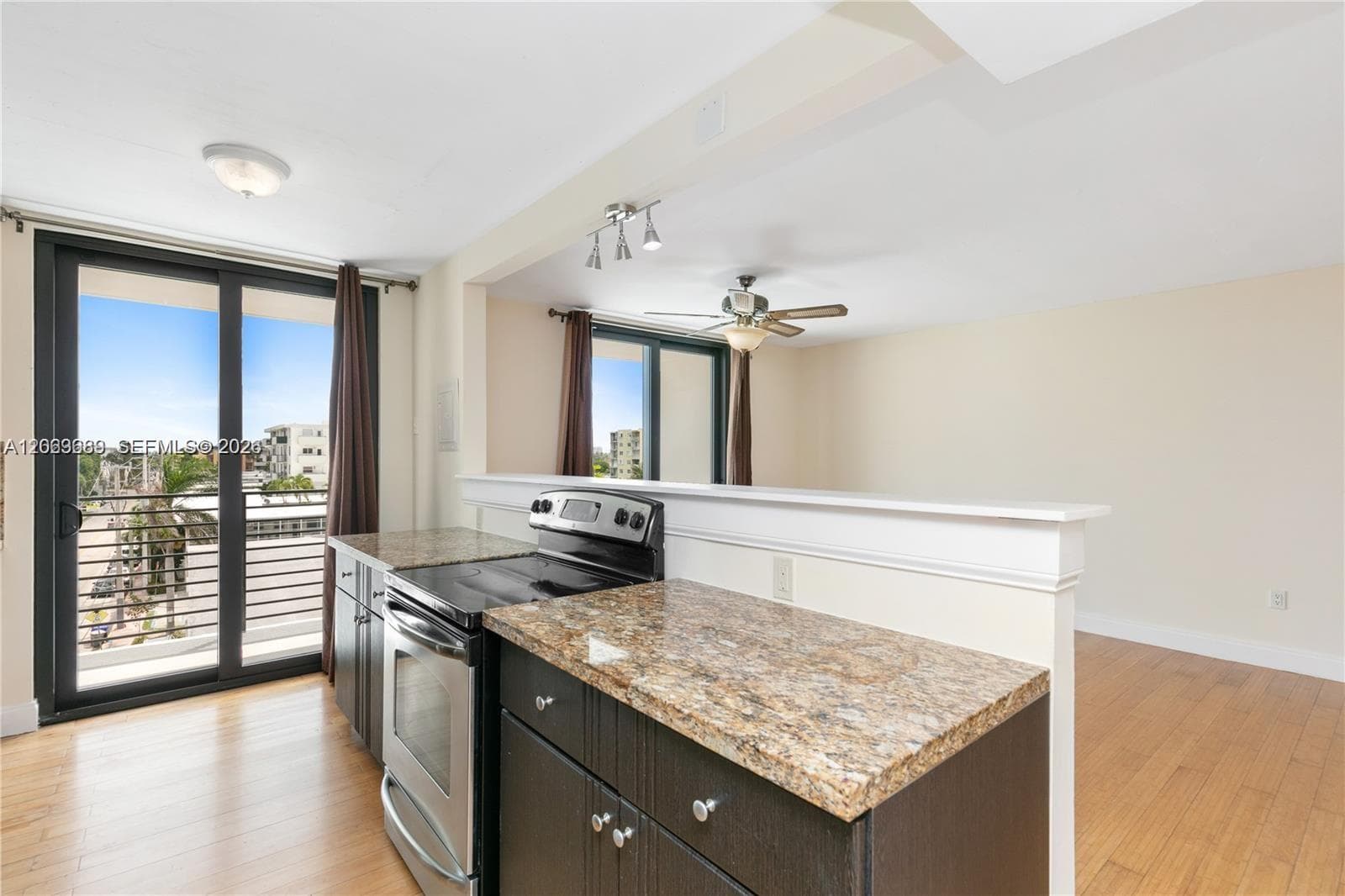 8100 Byron Ave 501 photo 2