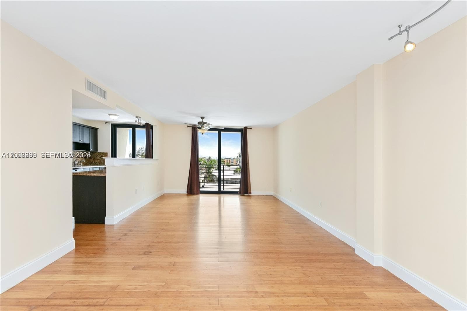 8100 Byron Ave 501 photo 18
