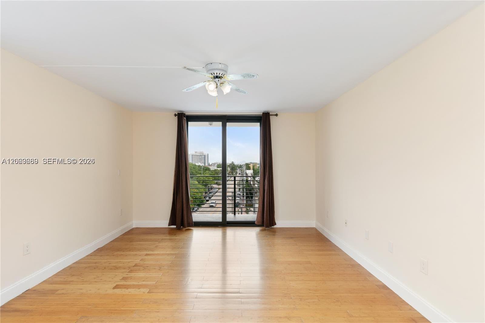 8100 Byron Ave 501 photo 15