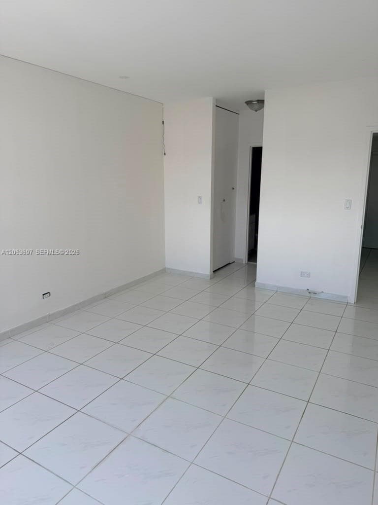 7441 Wayne Ave 14D photo 5