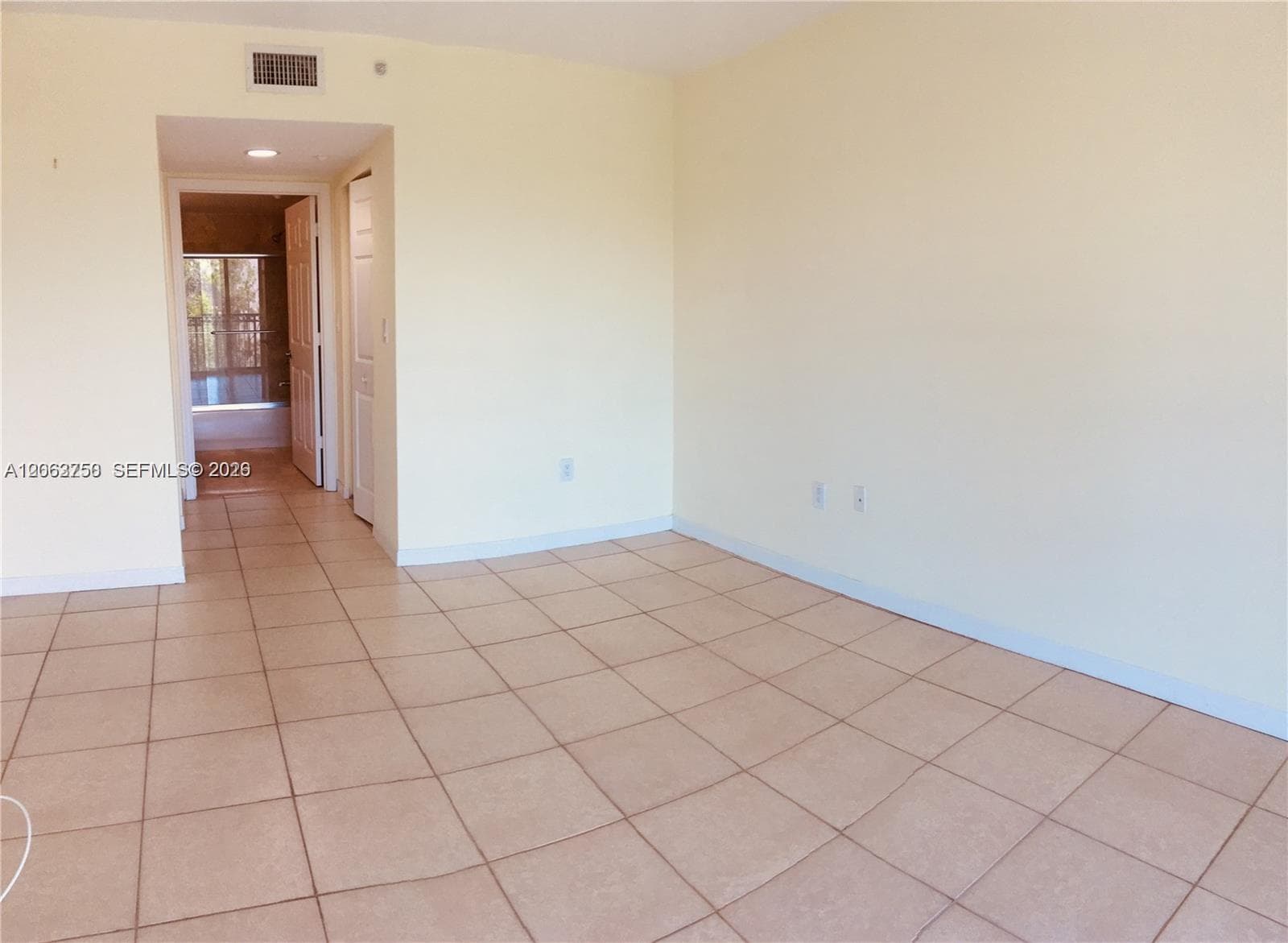 201 Golden Isles Dr 409 photo 18