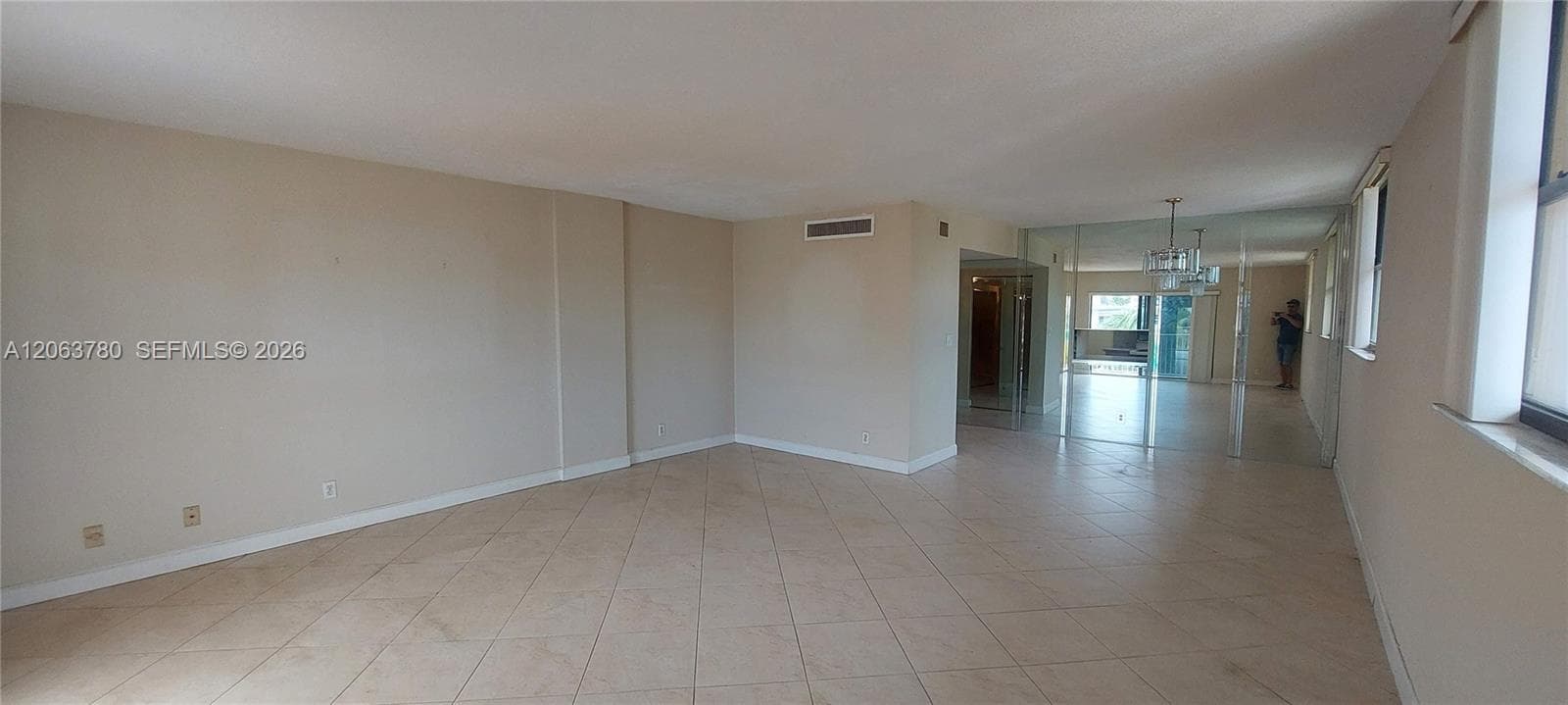 1900 Diana Dr 3A photo 7