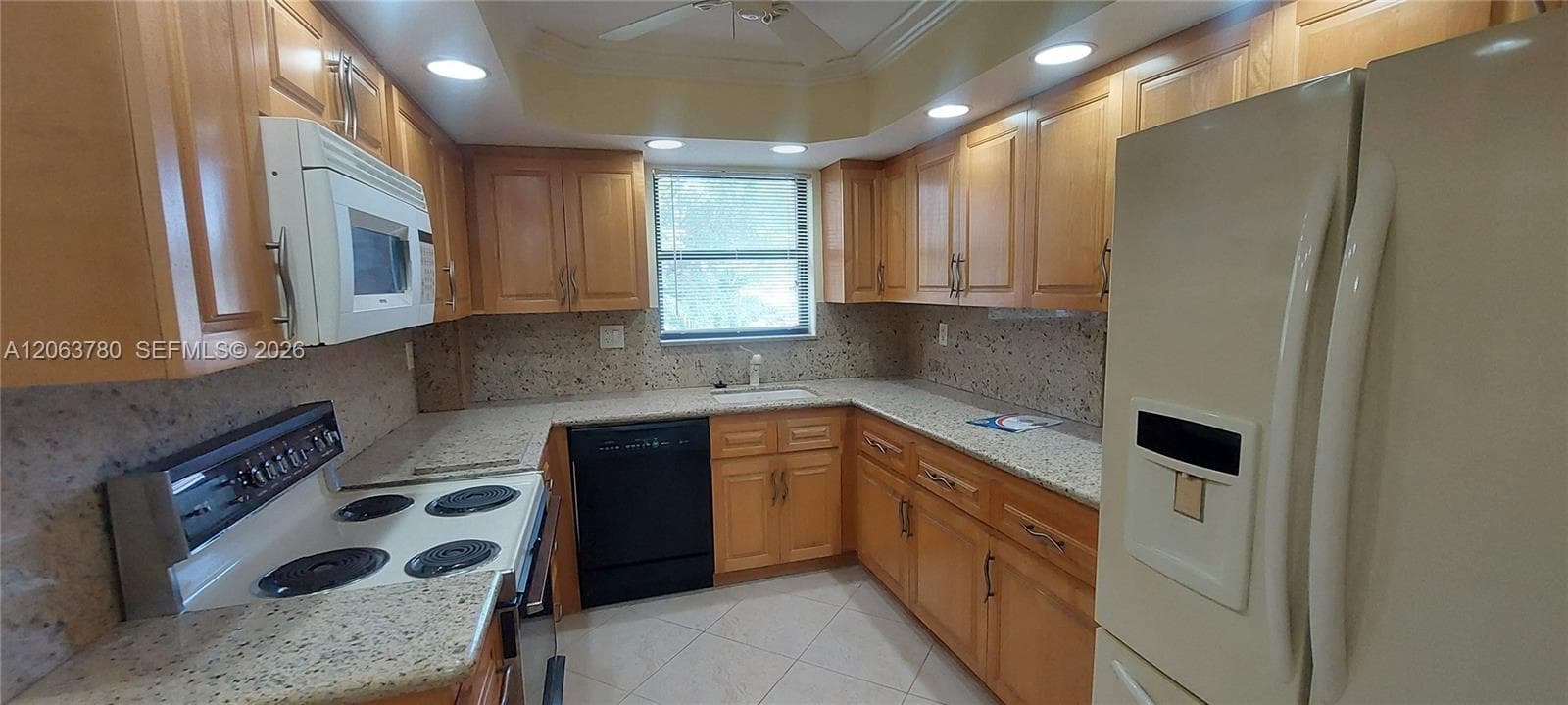 1900 Diana Dr 3A photo 10