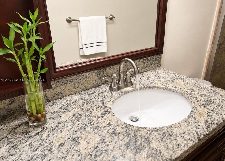 2030 S Ocean Dr 521 photo 20