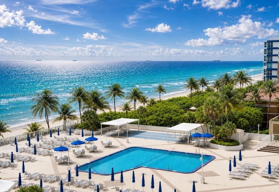 2030 S Ocean Dr 521 photo 4