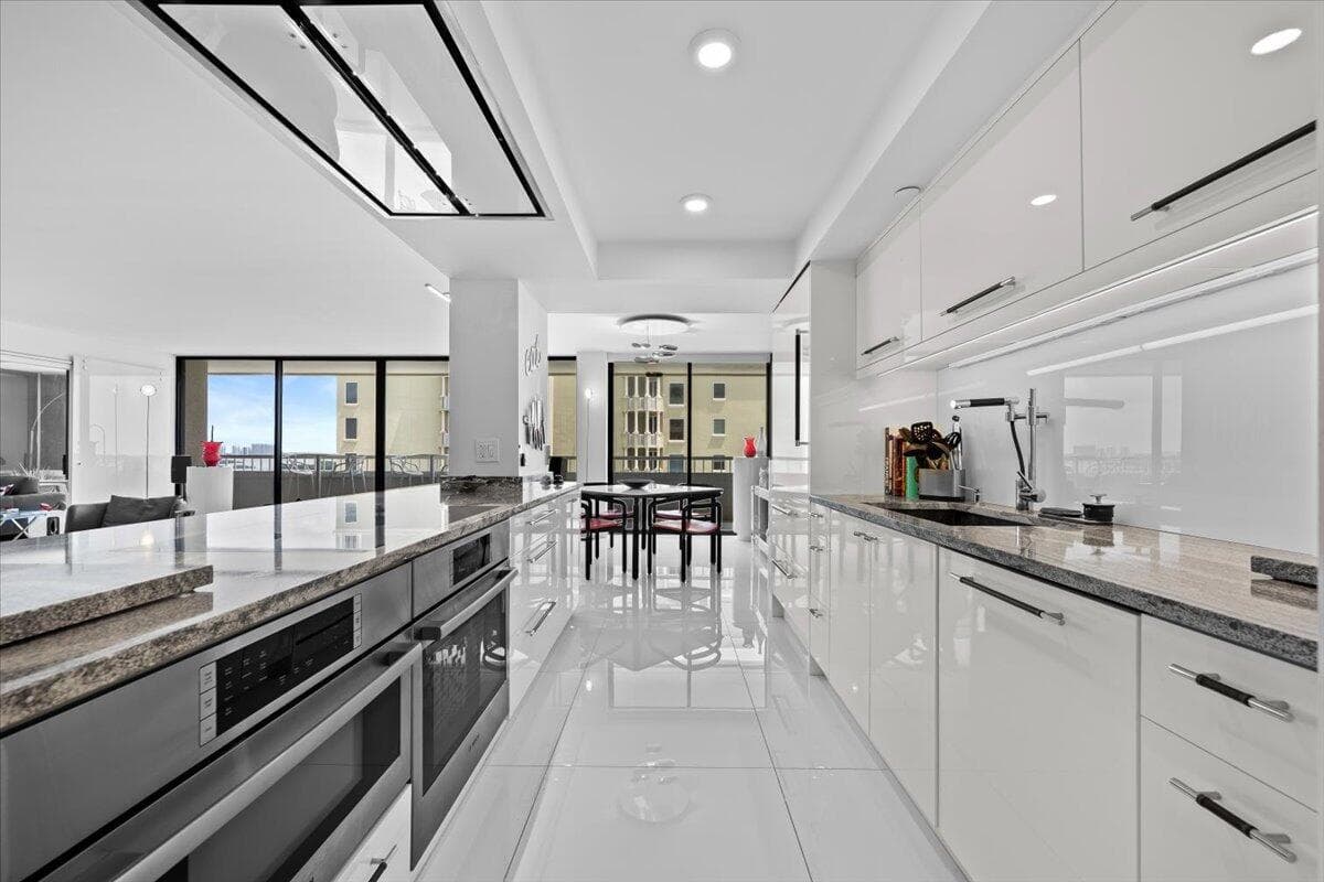 5280 N Ocean Drive 10C photo 7
