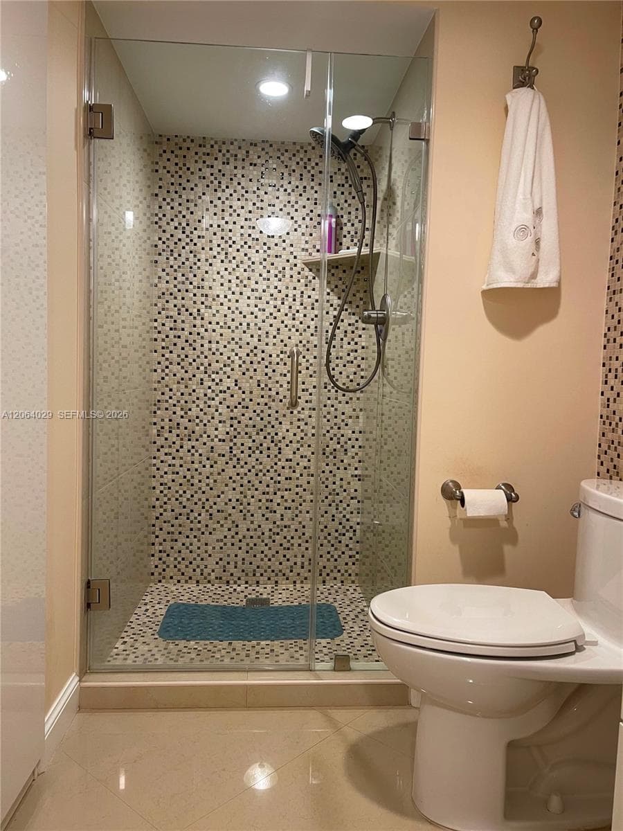 1865 S Ocean Dr 3L photo 13
