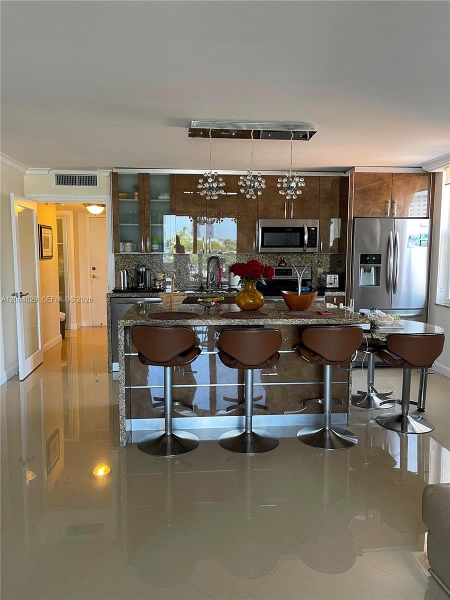 1865 S Ocean Dr 3L photo 3