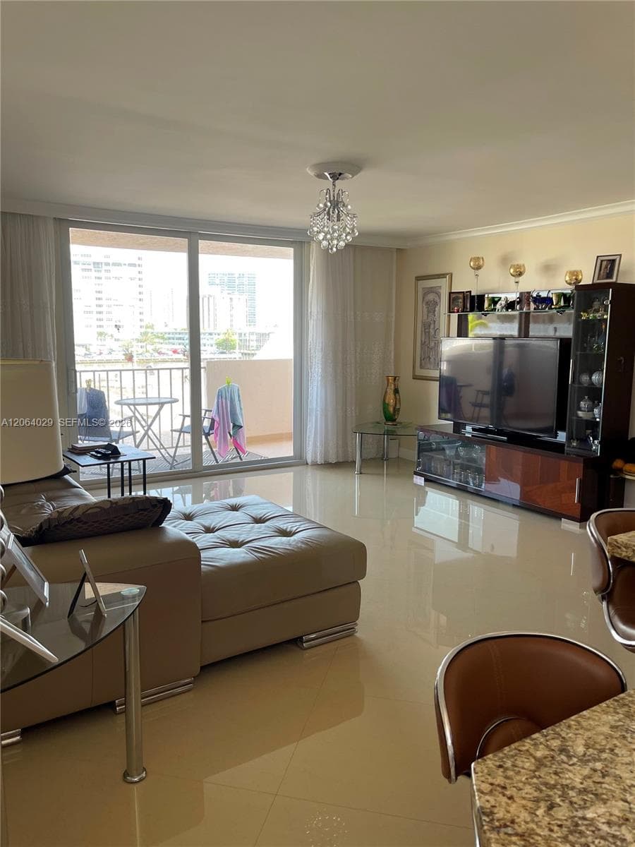 1865 S Ocean Dr 3L photo 8